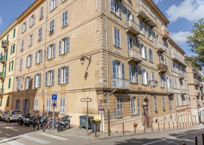 Casalonga - Prestige Prefecture Comfort - By Tgb Апартаменты